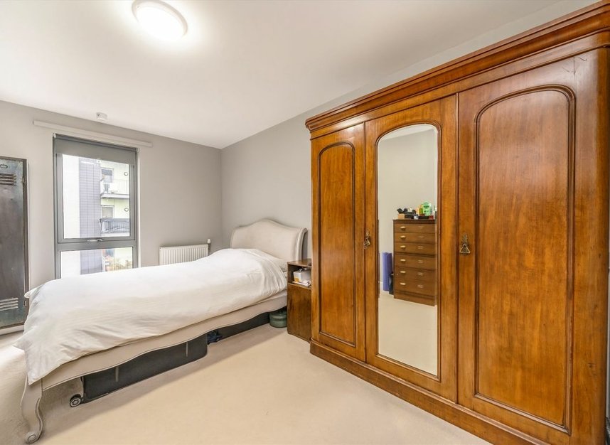 Properties let in Martineau Square - E1 1BF view4