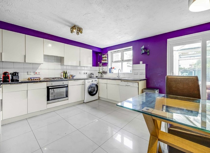 Properties let in Massingberd Way - SW17 6AD view3