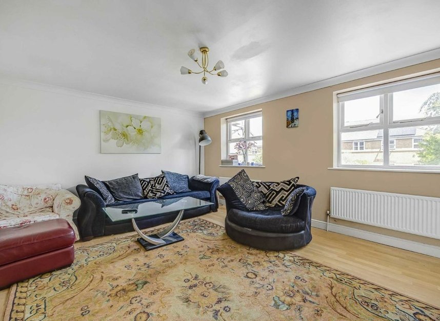 Properties let in Massingberd Way - SW17 6AD view2