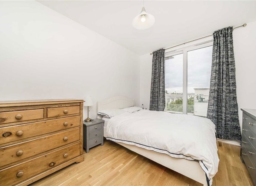 Properties to let in Melliss Avenue - TW9 4BX view4