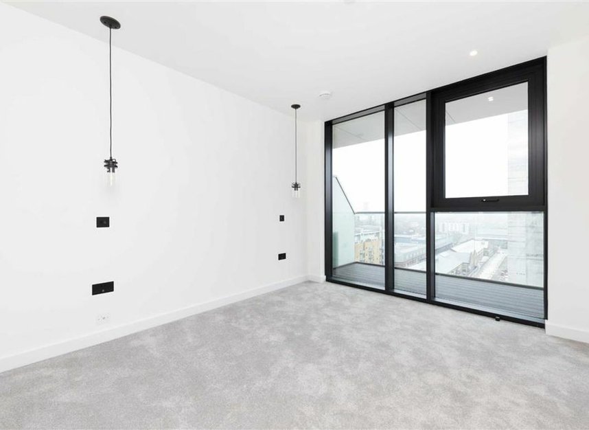 Properties let in Merino Gardens - E1W 2DG view6
