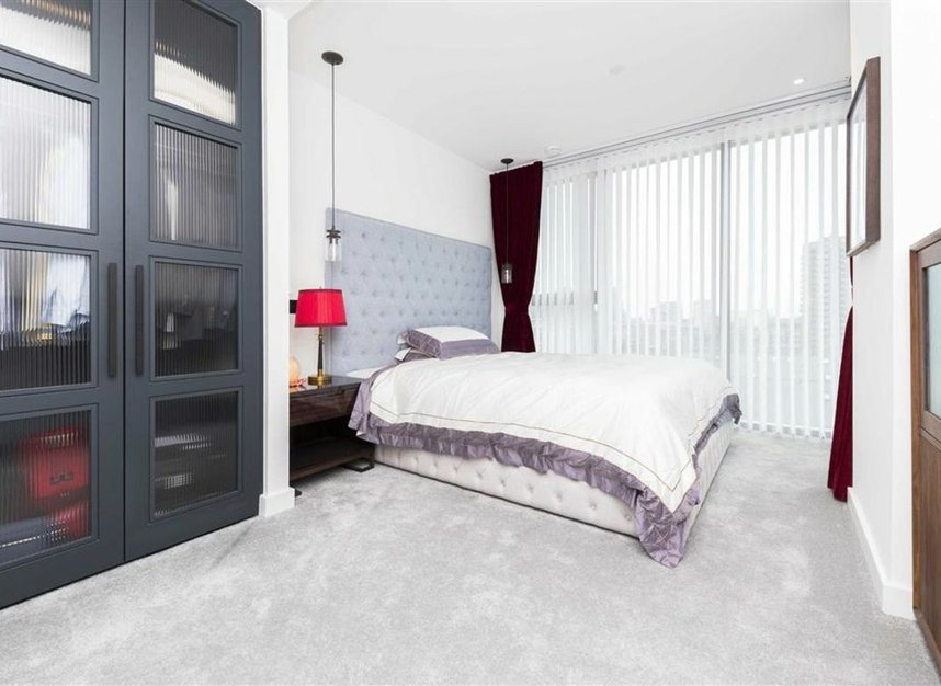 Properties to let in Merino Gardens - E1W 2DG view4