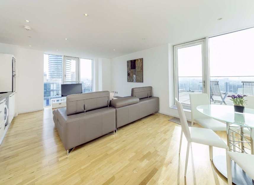 Properties to let in Millharbour - E14 9DL view2
