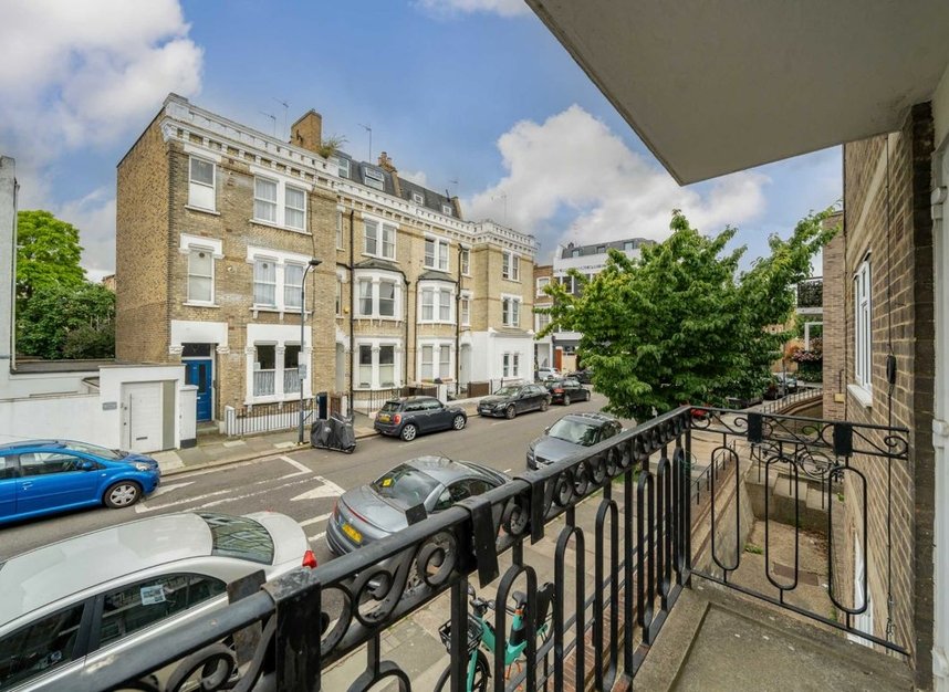 Properties let in Milson Road - W14 0LF view7