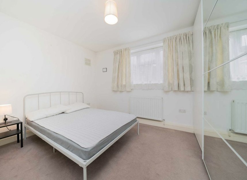 Properties let in Milson Road - W14 0LF view4