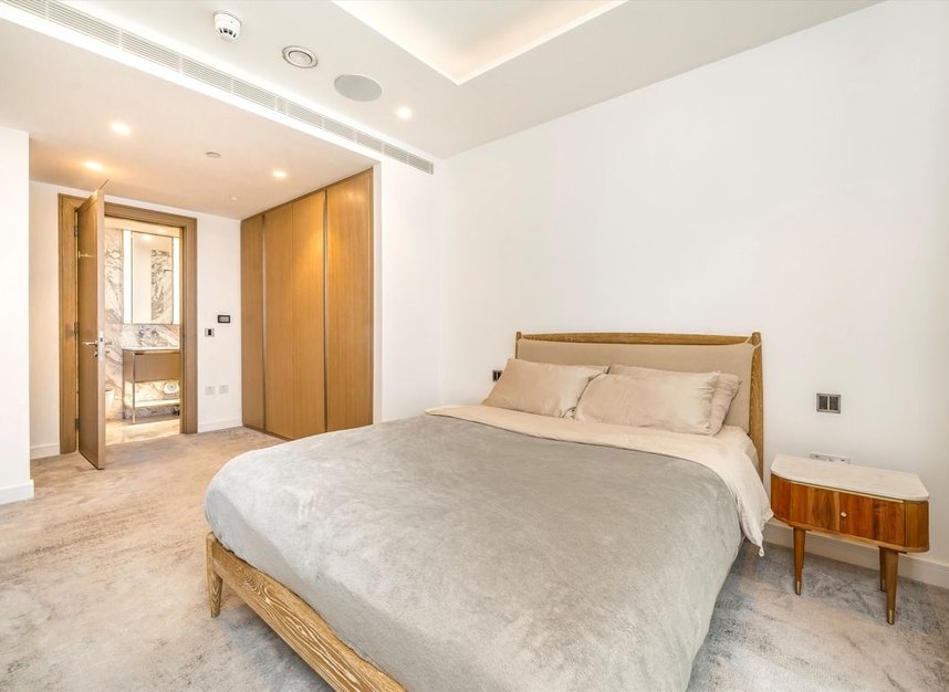 Properties to let in Minories - EC3N 1BL view4
