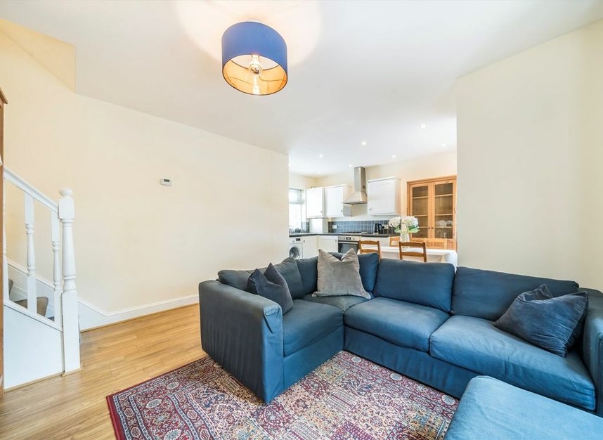 Properties let in Mitcham Lane - SW16 6LW view4