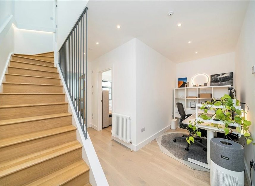 Properties let in Mitre Mews - SE13 6FA view8