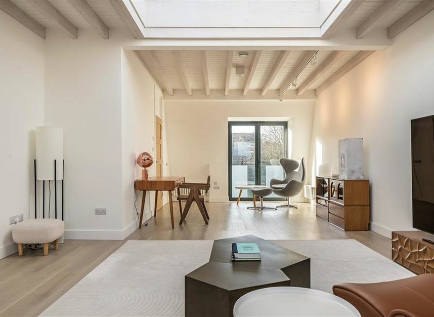 Properties to let in Mitre Mews - SE13 6FA view2