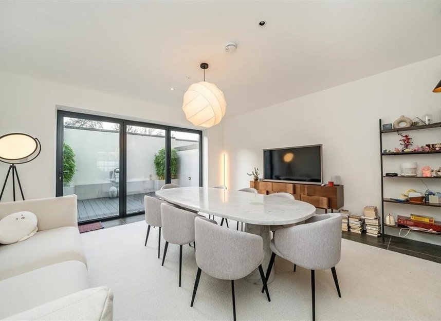 Properties to let in Mitre Mews - SE13 6FA view3