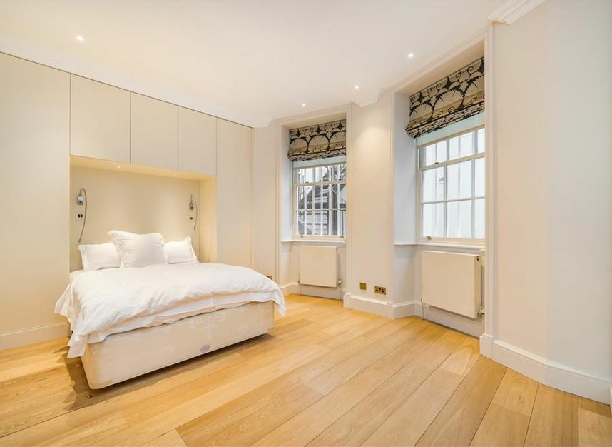 Properties to let in Montagu Square - W1H 2LA view7