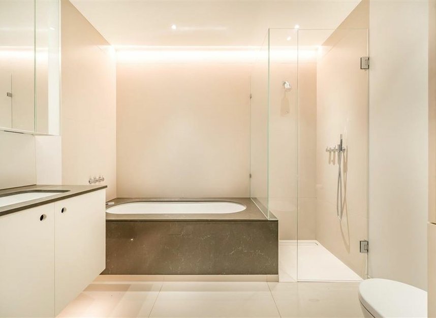 Properties to let in Montagu Square - W1H 2LA view8