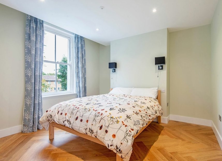 Properties let in Montague Road - E8 2HN view3