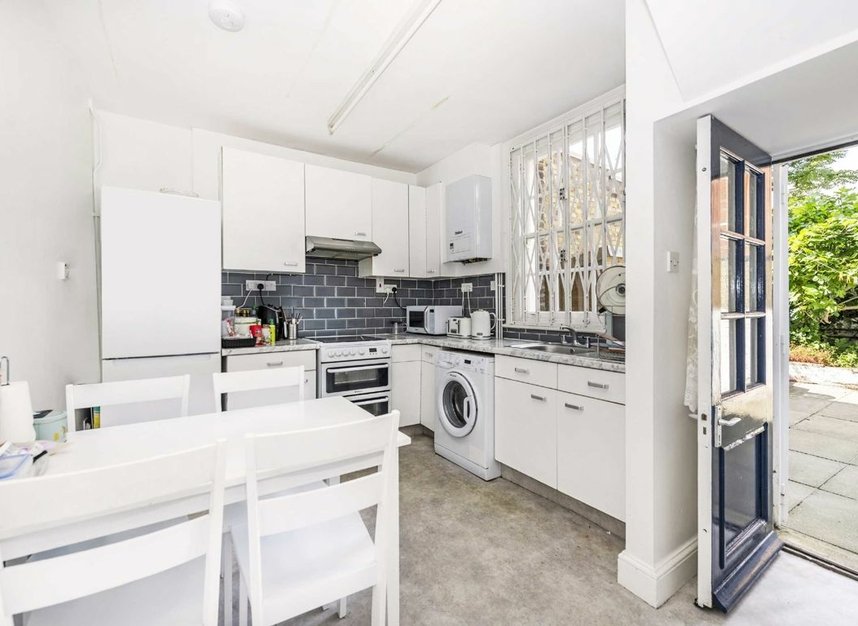 Properties let in Moon Street - N1 0QU view4