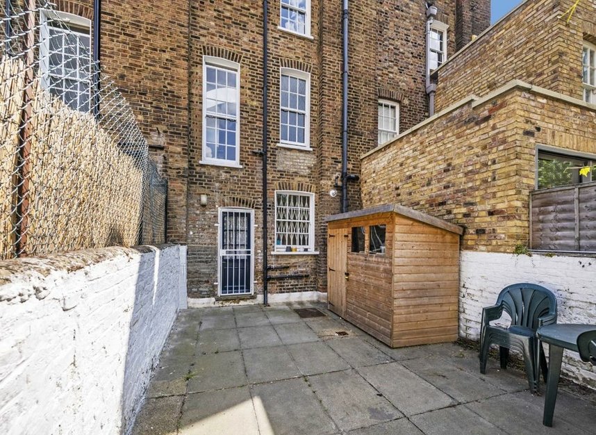 Properties let in Moon Street - N1 0QU view10