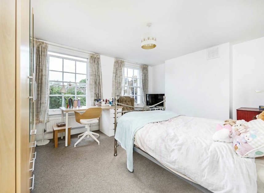 Properties let in Moon Street - N1 0QU view2
