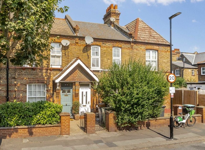 Properties let in Morley Avenue - N22 6NG view1