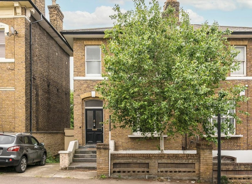 Properties let in Morley Road - SE13 6DF view1