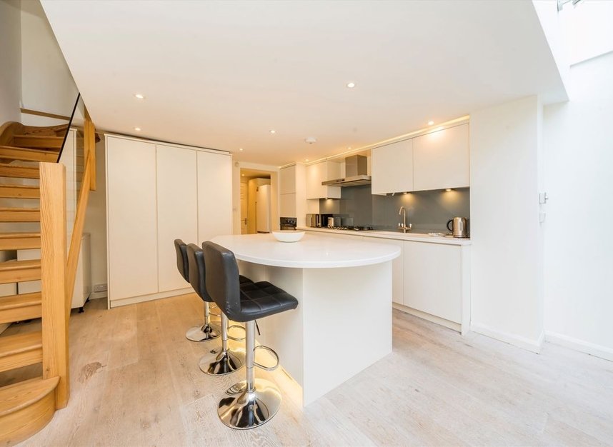 Properties to let in Mornington Crescent - NW1 7RB view5