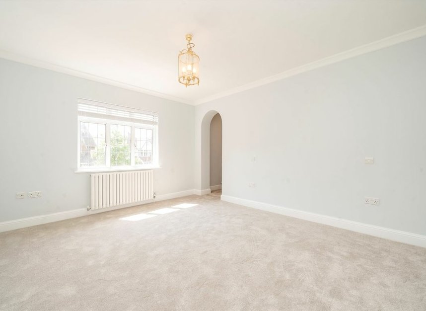 Properties let in Mount Avenue - W5 1PN view6