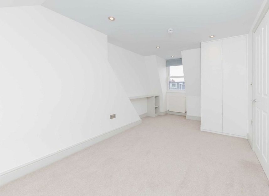 Properties let in Musard Road - W6 8NR view9