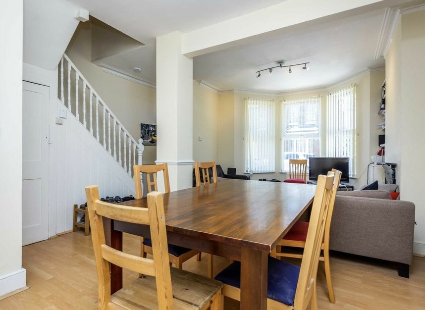 Properties let in Musard Road - W6 8NW view6