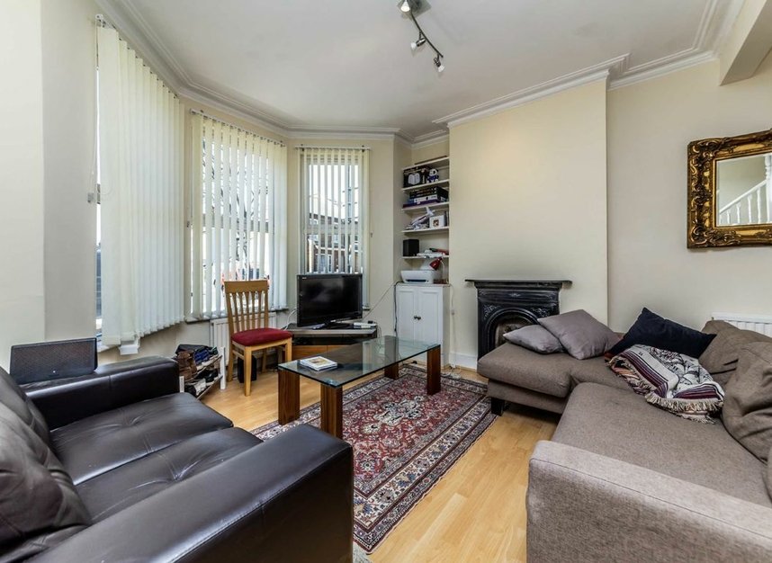 Properties let in Musard Road - W6 8NW view4