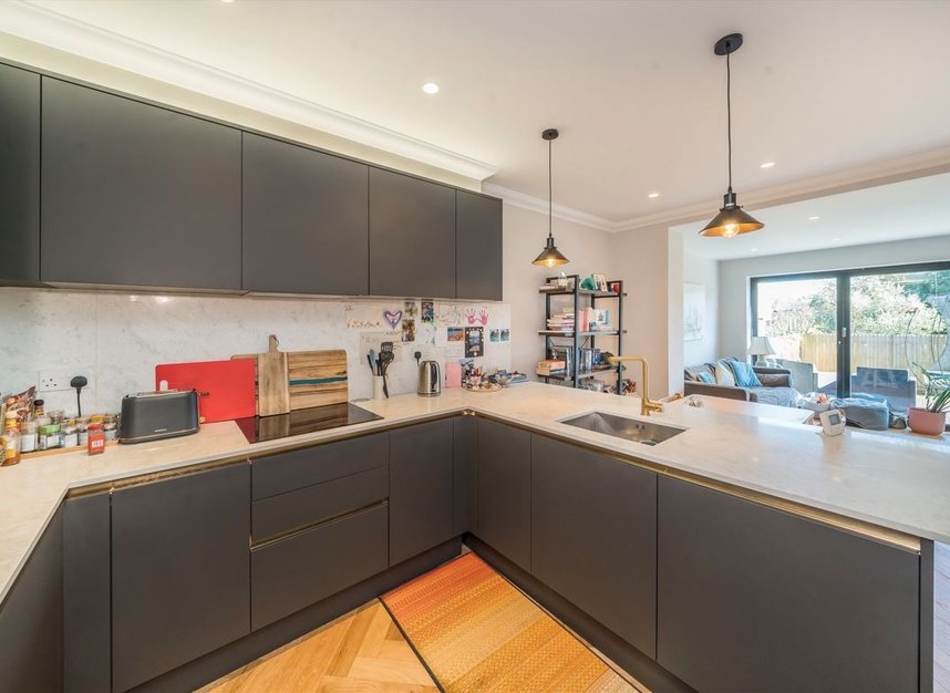 Properties let in Muswell Avenue - N10 2EG view6