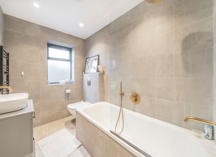 Properties let in Muswell Avenue - N10 2EG view4
