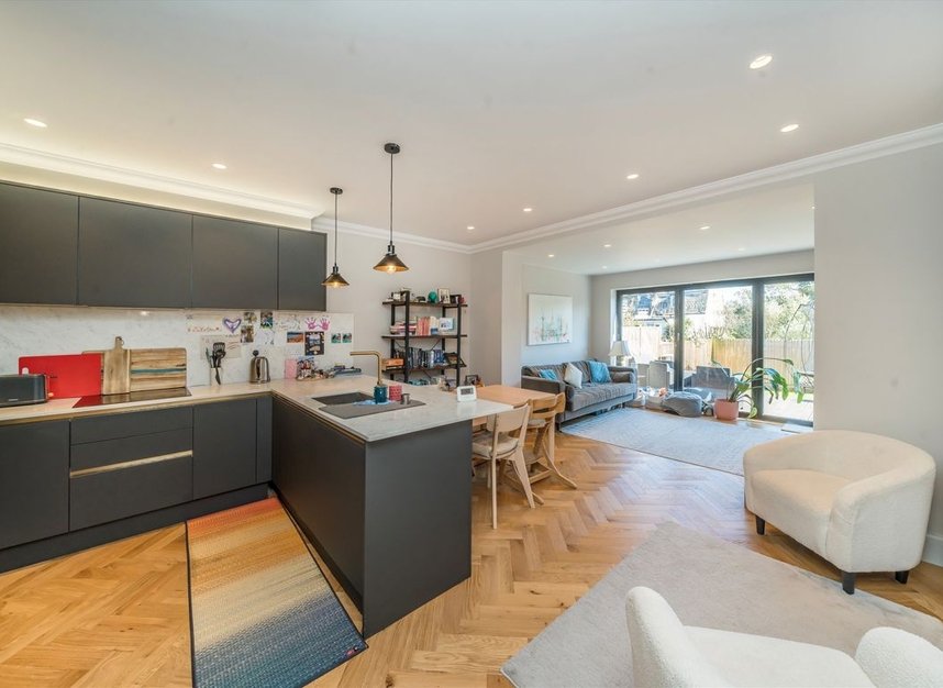 Properties let in Muswell Avenue - N10 2EG view2