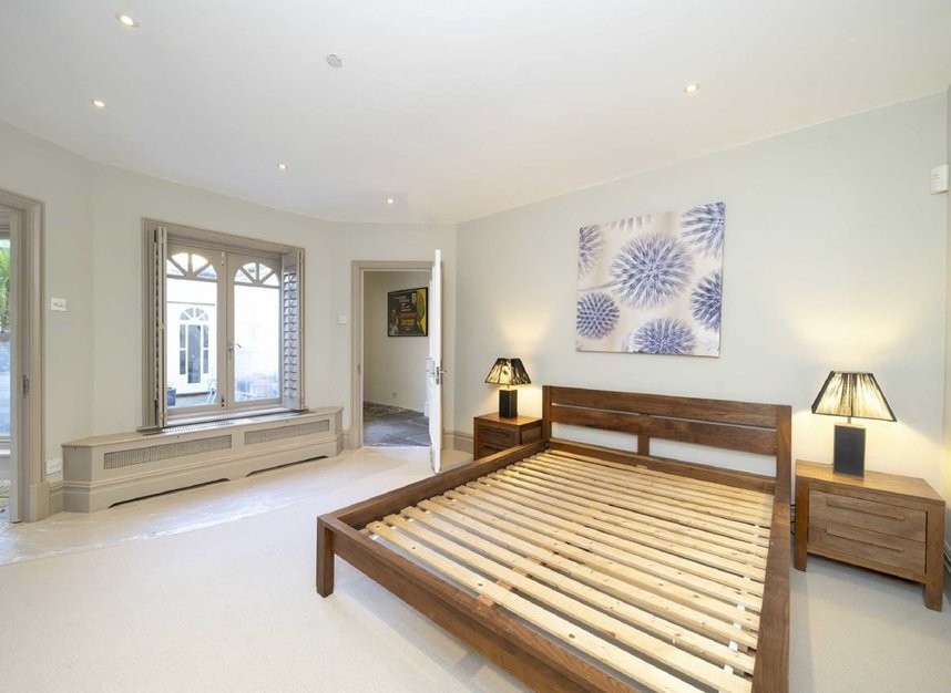 Properties let in Narbonne Avenue - SW4 9LQ view4