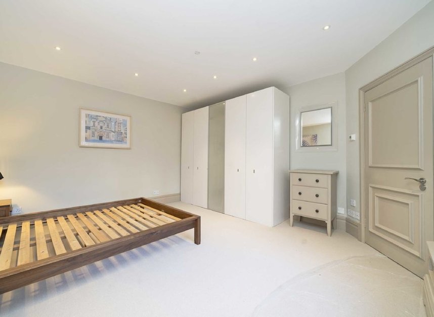 Properties let in Narbonne Avenue - SW4 9LQ view5