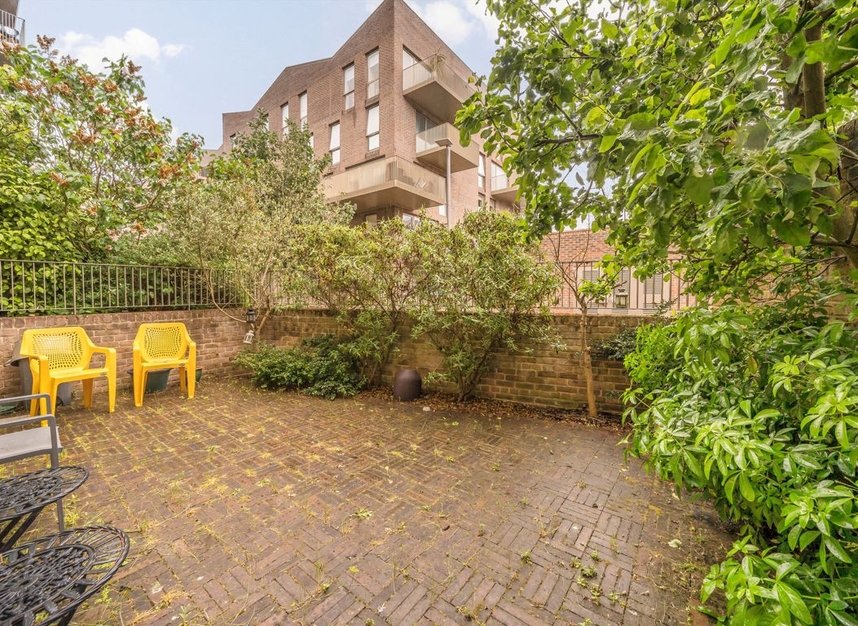 Properties to let in Narrowboat Avenue - TW8 8FD view8