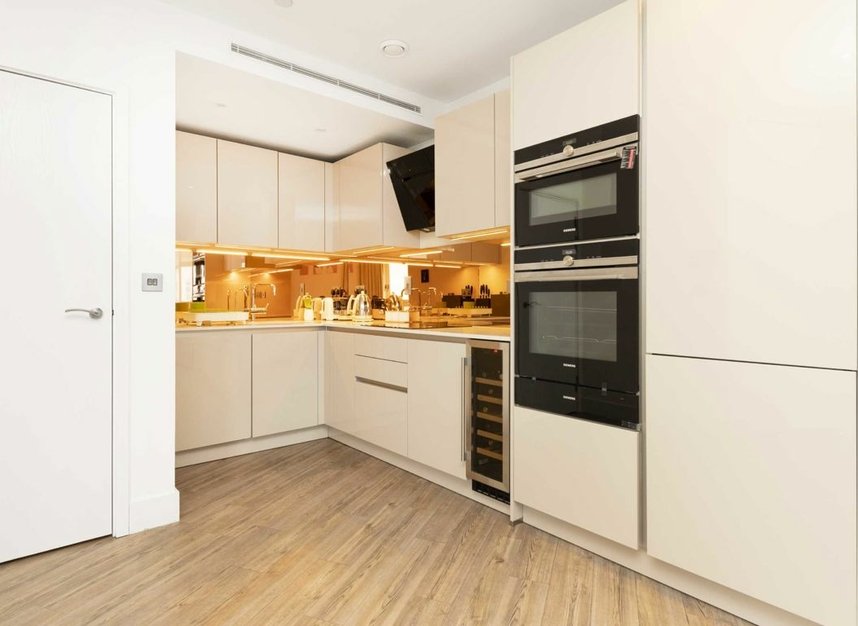 Properties to let in New Drum Street - E1 7AT view3