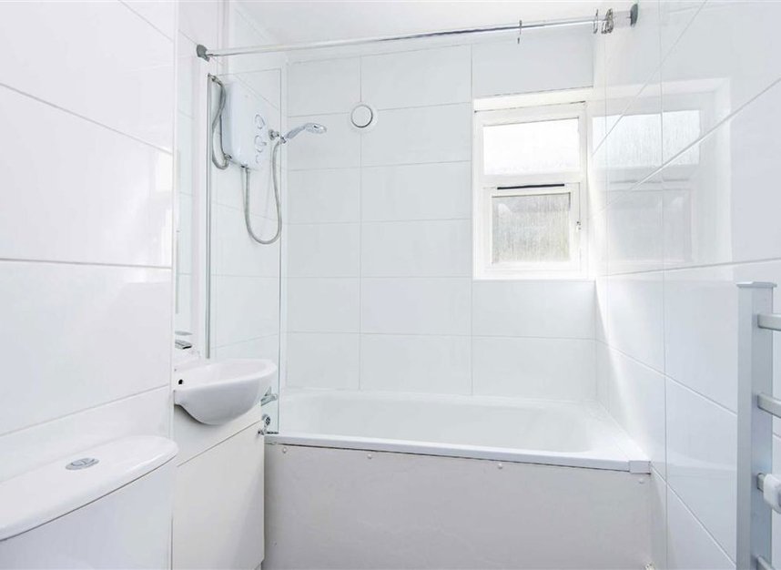 Properties to let in New North Road - N1 7PL view6