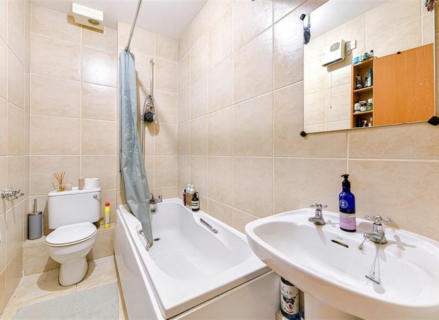 Properties let in Newington Causeway - SE1 6BX view6