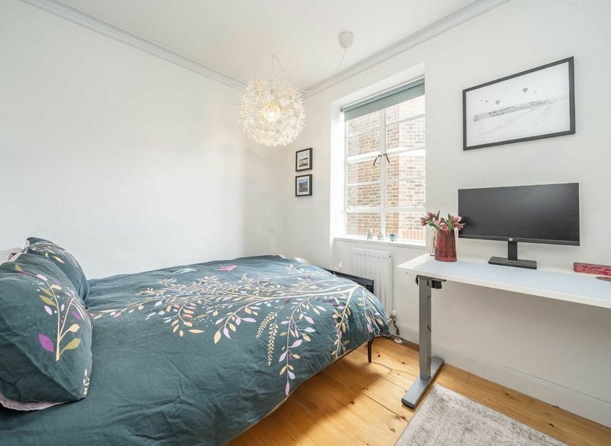Properties let in Nightingale Lane - SW12 8AH view5