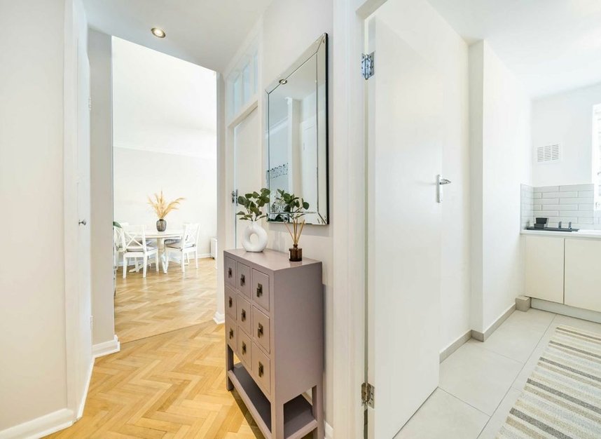 Properties let in Nightingale Lane - SW12 8AH view5