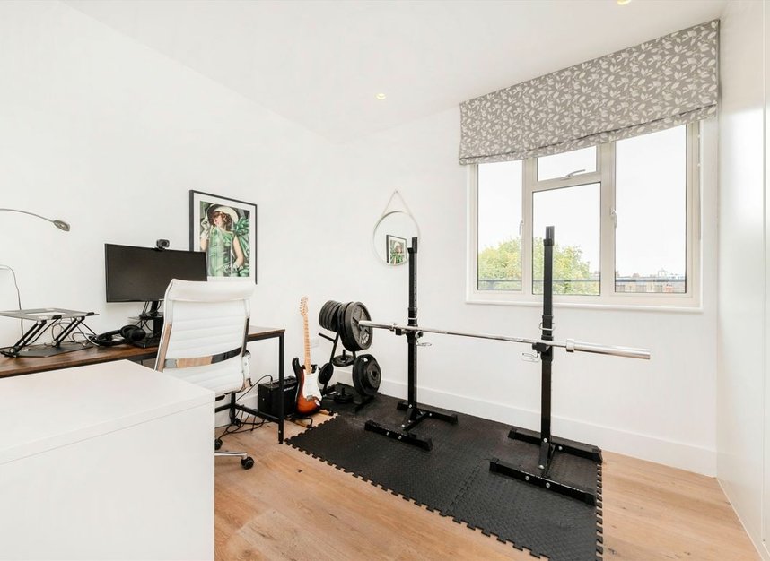 Properties let in Nightingale Lane - SW12 8AP view5