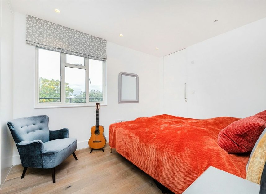 Properties let in Nightingale Lane - SW12 8AP view4