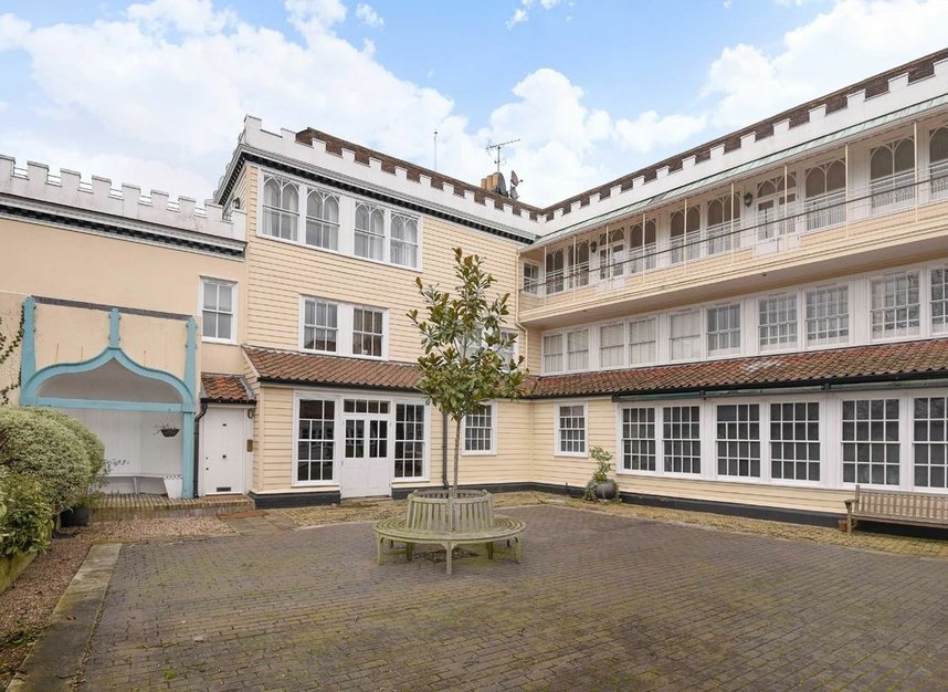 Properties to let in North End Way - NW3 7ES view7