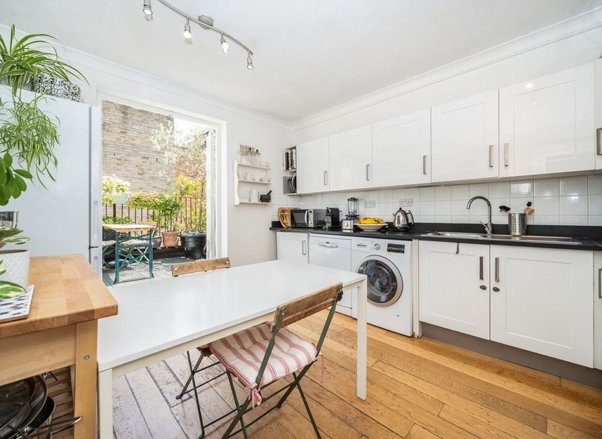 Properties to let in North Gower Street - NW1 2ND view7