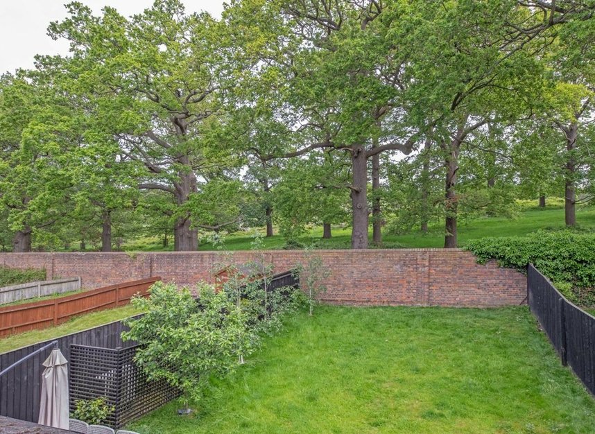 Properties let in Oakhurst Close - KT2 5EQ view9