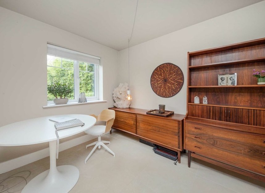 Properties let in Oakhurst Close - KT2 5EQ view5