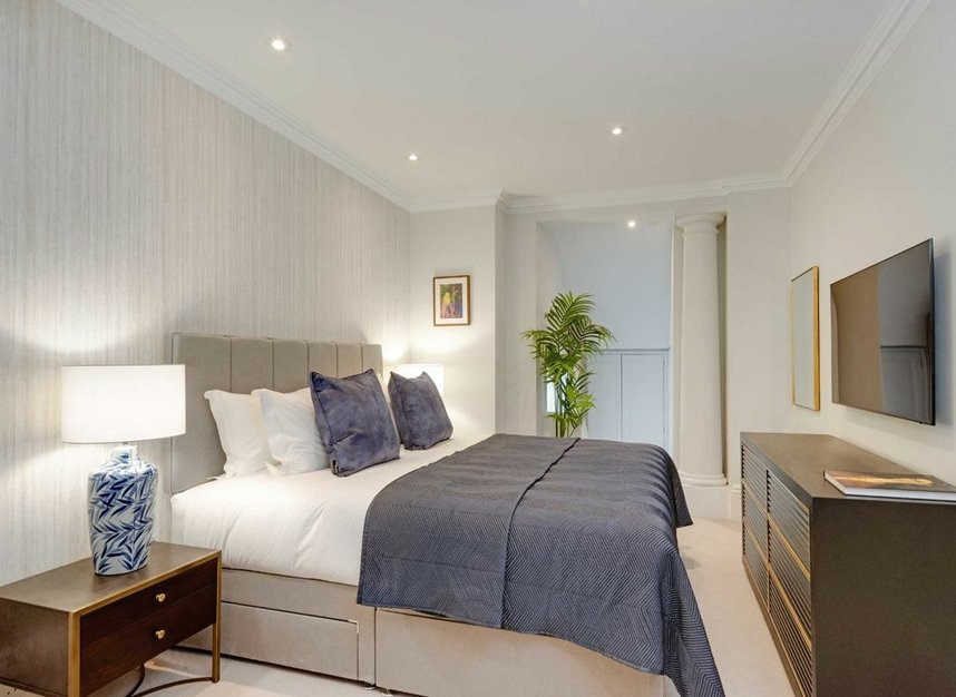 Properties let in Observatory Gardens - W8 7HY view6