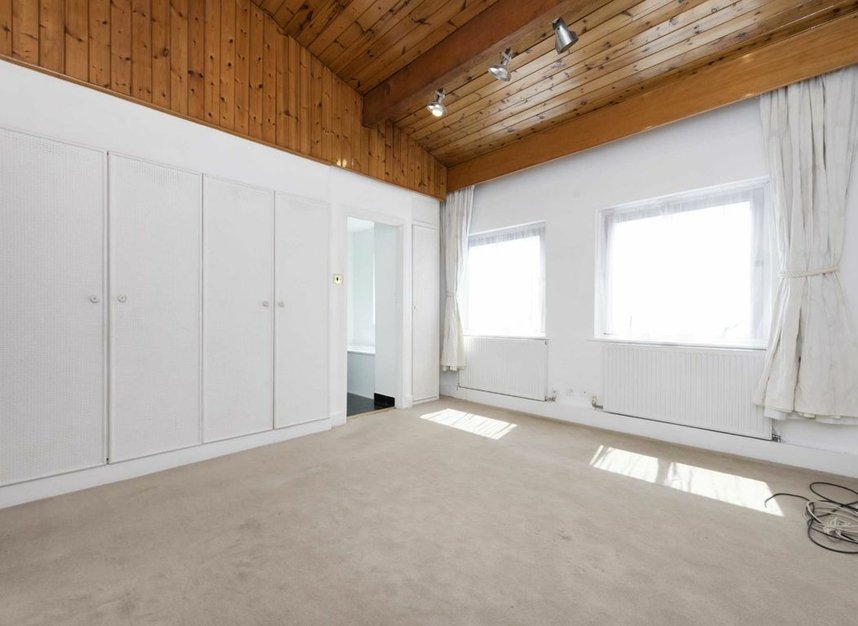 Properties to let in Old Brewery Mews - NW3 1PZ view7