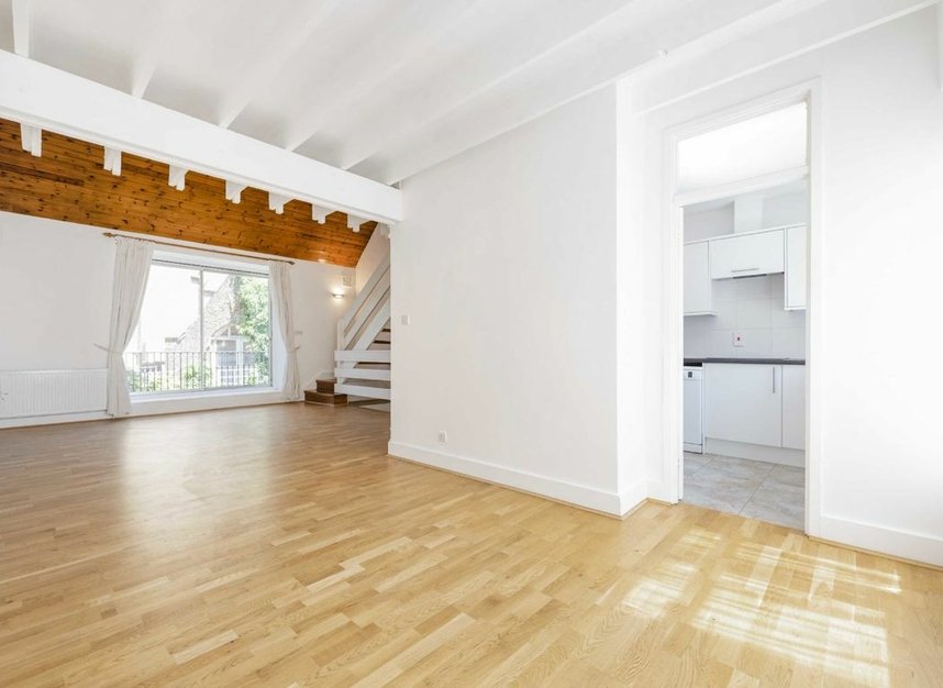 Properties to let in Old Brewery Mews - NW3 1PZ view6