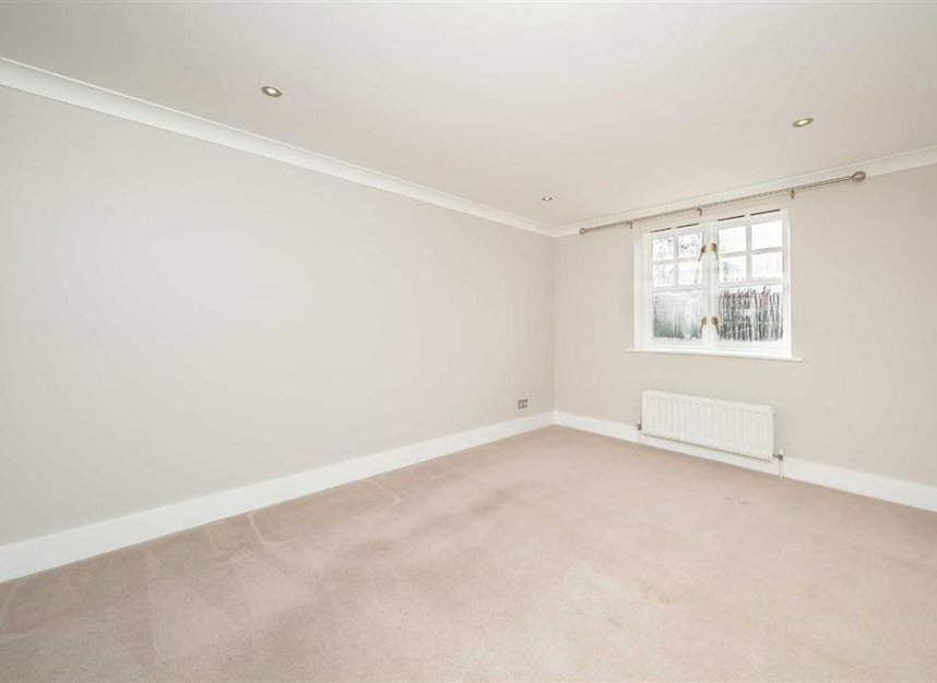 Properties let in Old Bridge Street - KT1 4BJ view5