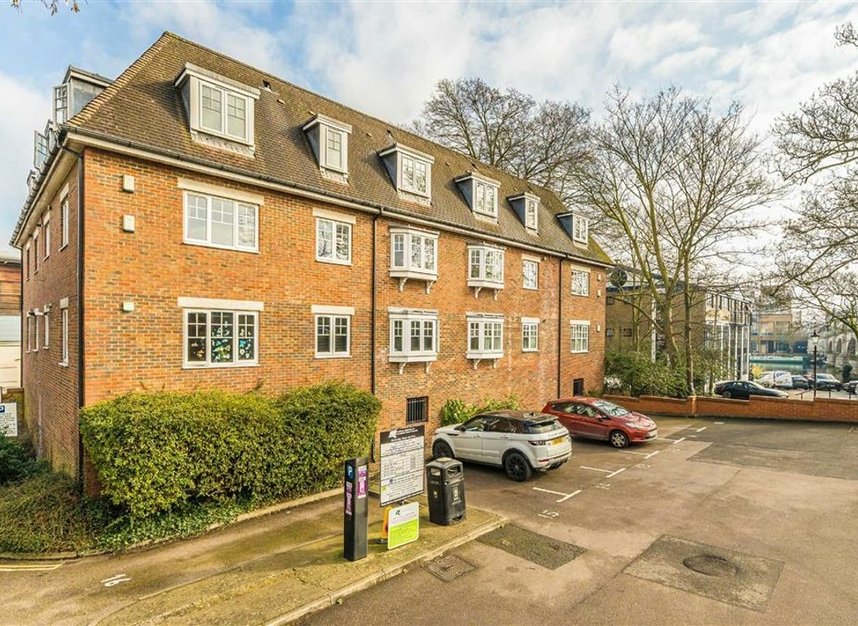 Properties let in Old Bridge Street - KT1 4BJ view6
