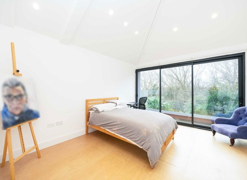 Properties to let in Onslow Gardens - N10 3JT view9